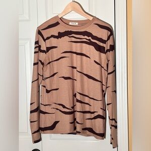 Blooming Jelly Tiger Strip Long Sleeve Tee